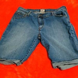 Levi's Bermuda shorts
